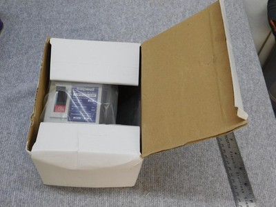 Saipwell DC Circuit Breaker YJM1Z-225L/2300 250A 240V DC 10kA Ics IEC60947-2