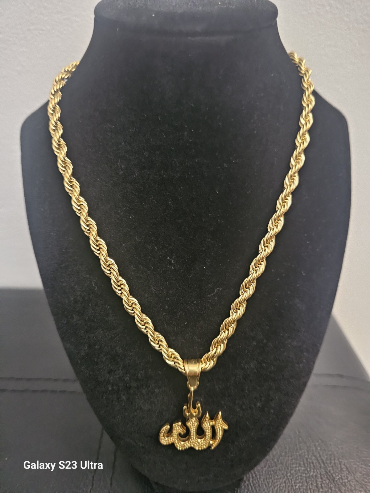 18in. 14k Gold-Plated brass-5.9mm Rope Chain w/ Allah Pendant Charm image 2