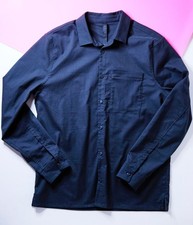 Lululemon Commission Button Shirt Mens L Long Sleeves Chest Pocket Dark Blue