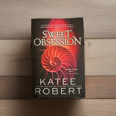 Sweet Obsession Katee Robert  Paperback Brand New