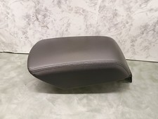 2011-2018 Ford Explorer Center Console Lid Armrest Black Leather Oem 2011-2018 Ford Explorer Center Console Lid Armrest Black Leather Oem
