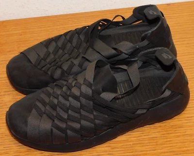 SANDALE NIKE noire BASKET FEMME taille 36.5 Roshe Run Woven Anthracite Black - Photo 1/4