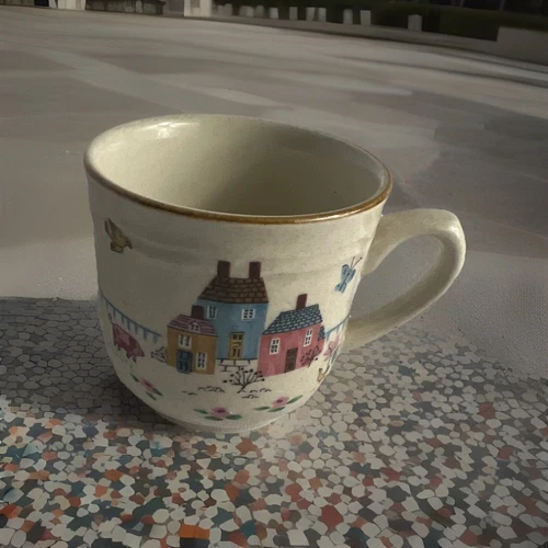 Vintage Heartland International Stoneware Cup- Mug Farm Scene Cottage