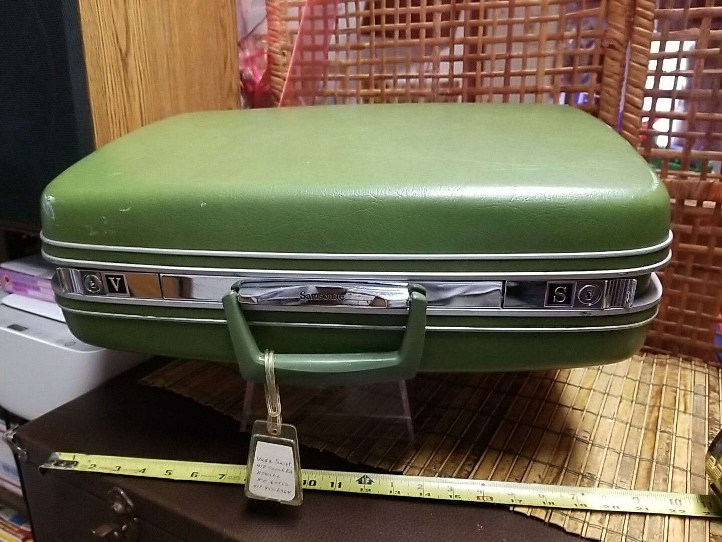 Vintage Samsonite Silhouette Green Hard Shell Luggage Travel Suitcase VS Person