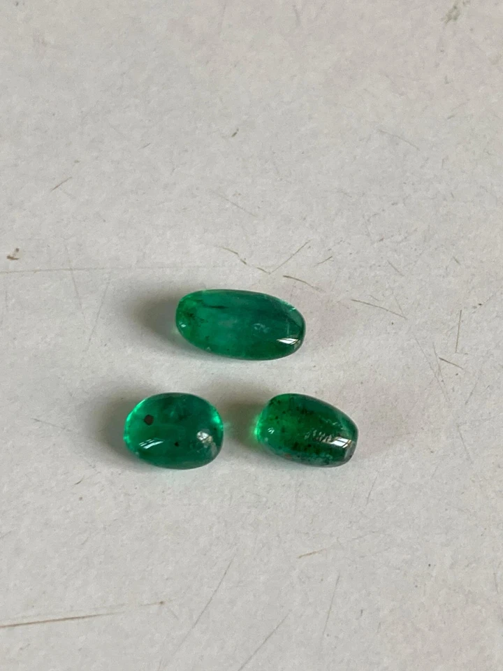 Esmeralda Panjshir de calidad fina de 2,80 quilates, cabujón de piedras preciosas 100 % naturales 3 piezas raro Foto 3 de 4