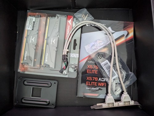 X570 Aorus Elite Wifi Motherboard + AMD Ryzen 9 3900XT CPU + 32GB DDR4 RAM - Afbeelding 5 van 5