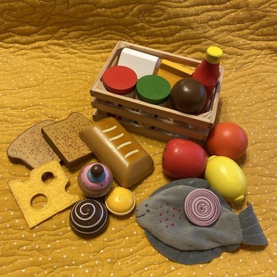 Melissa & Doug Kiste mit Holzspiel Essen für Küche Montessori Spielzeug