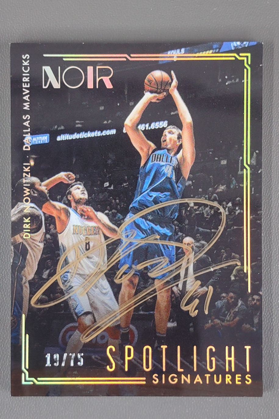 2016-17 Panini Noir Dirk Nowitzki Spotlight Signatures Vertical Auto /75 Dallas