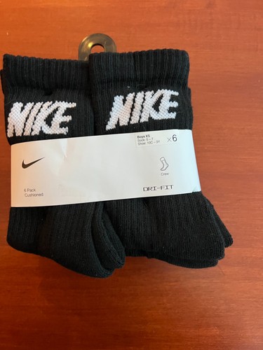 Nike black cushioned dri-fit, crew socks Boys XS sock size 5-7, Shoe size 10C-3Y - Picture 1 of 2