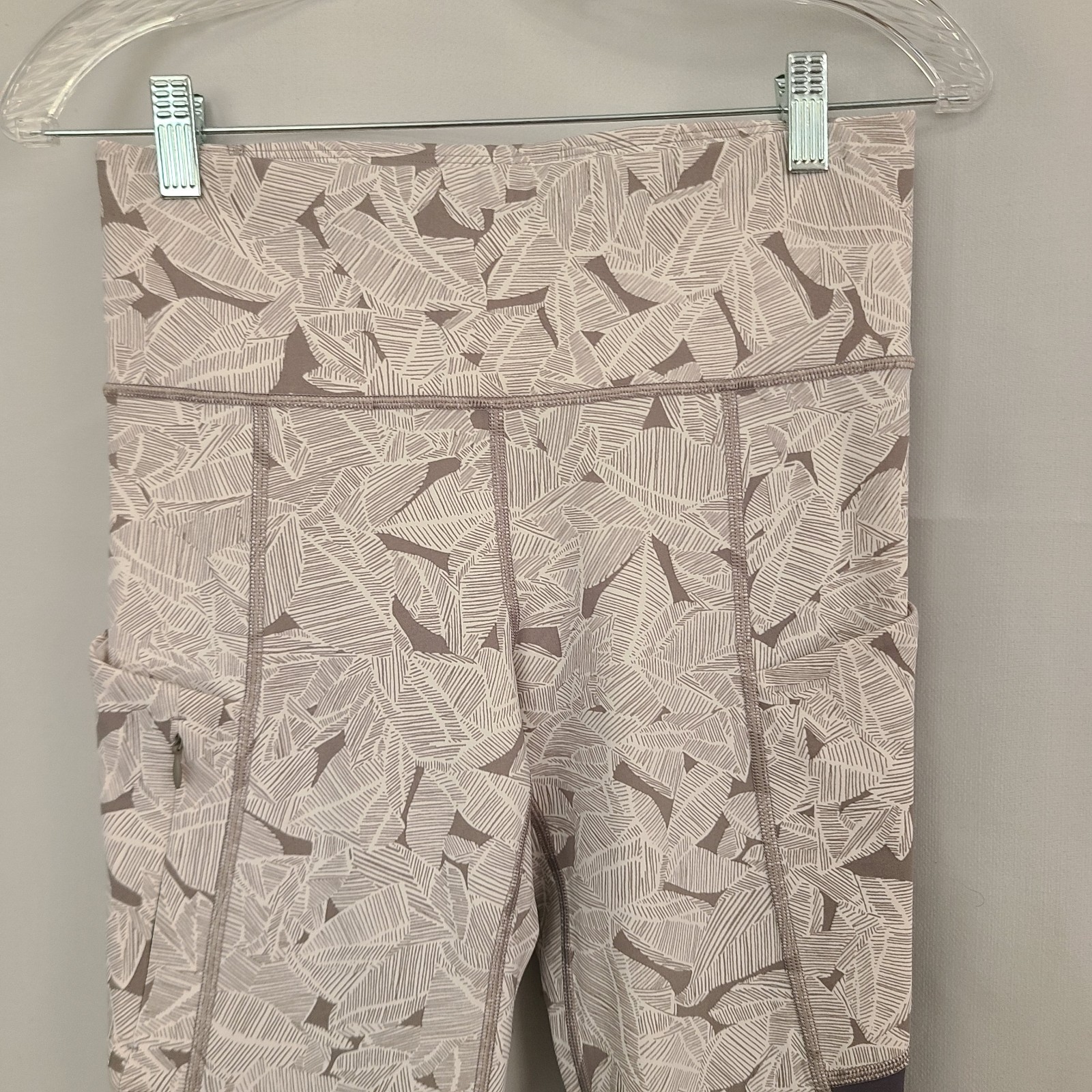 Athleta Sz S Gray Leaf Pattern Solid Back Active … - image 2