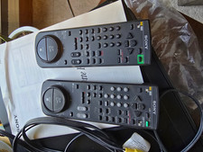 Sony SLV-700HF VHS Hi-Fi Stereo 4-Head VCR w/ 2 Sony Remotes RCA Cables