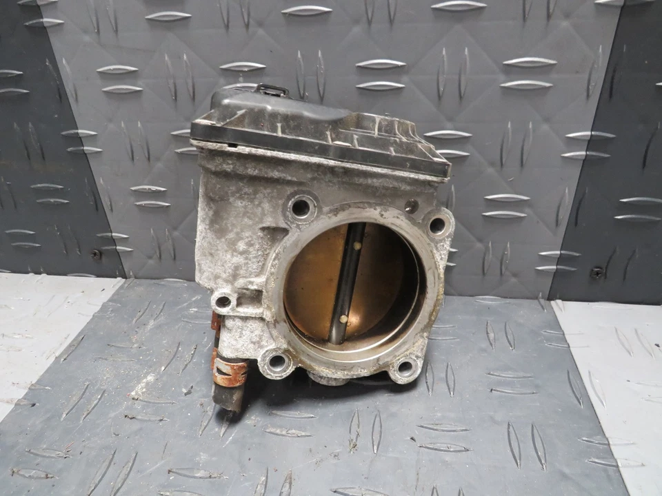 Toyota Venza 2009 conjunto de válvula de acelerador 3,5 L OEM 220300P050 Foto 2 de 3