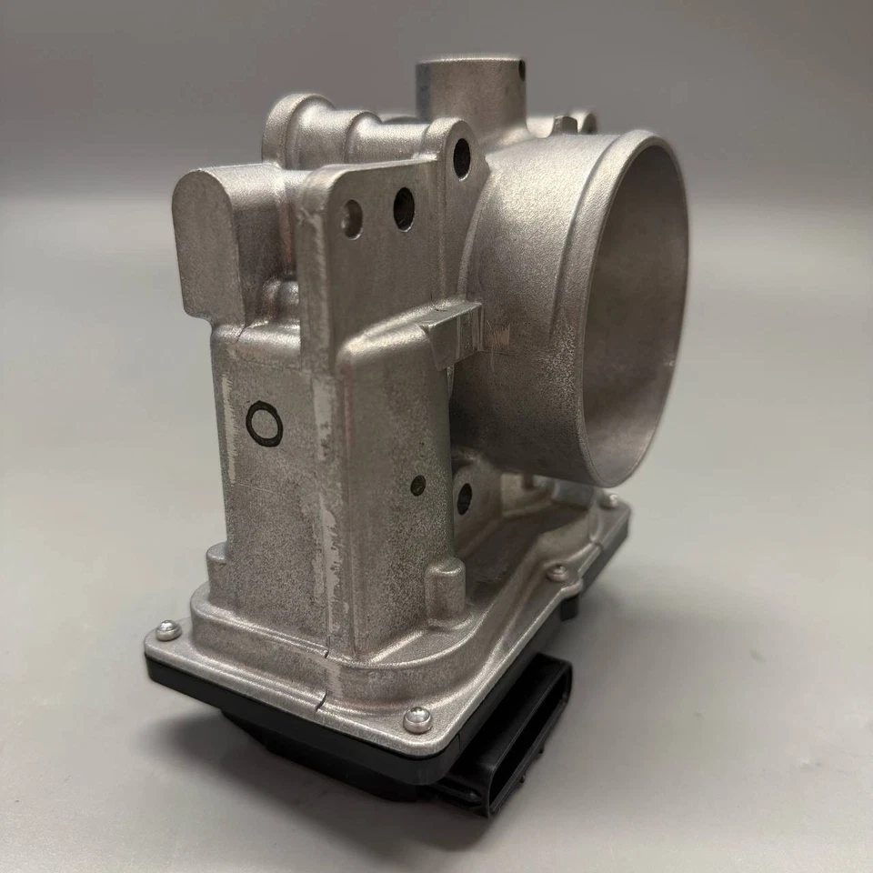 Cuerpo de acelerador original Volvo 31216328 Foto 4 de 4