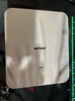Samsung SLS-BU10G Verizon Wireless 4G LTE Network Extender 2 SLS-BU10G