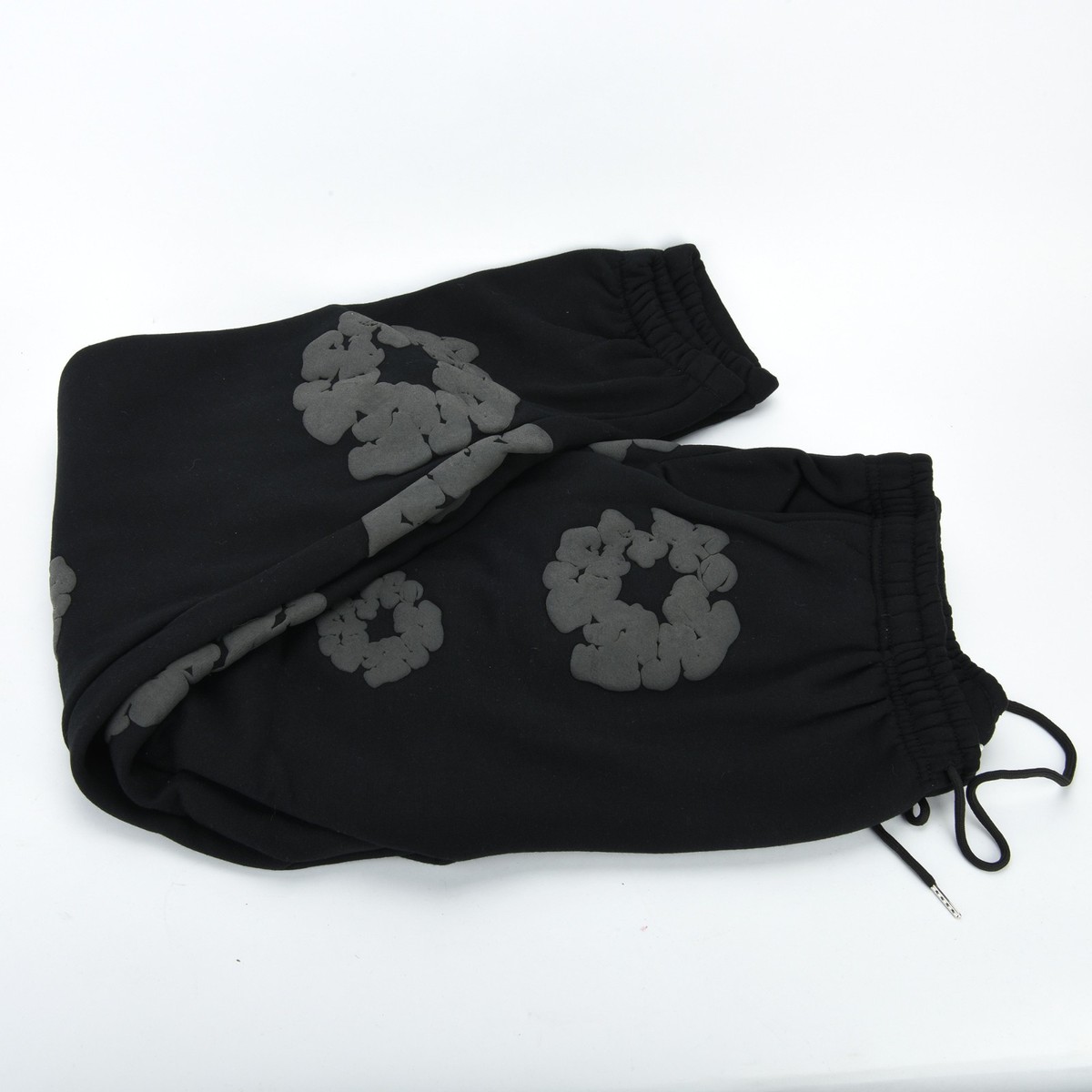 Denim Tears Mono Cotton Wreath Sweatpants Pants Black Monochrome