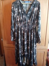 Simply Vera Wang Dress floral long Women's Medium