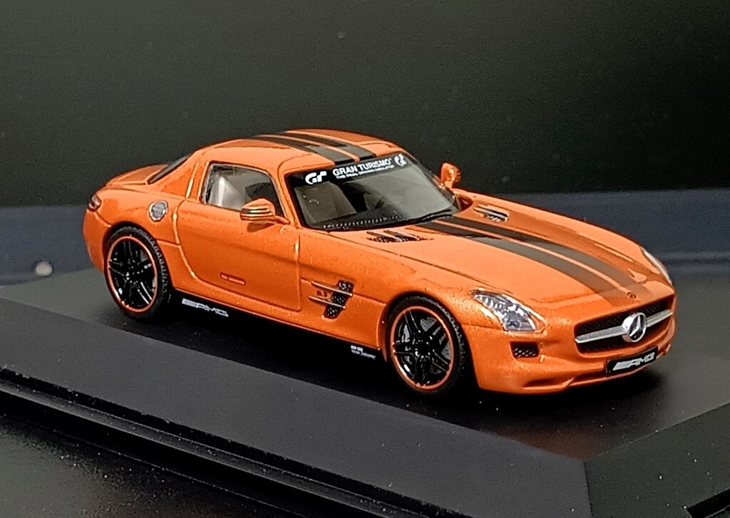 1/43 メルセデス ベンツ AMG SLS ロードスター Schuco SCHUCO Mercedes-Benz SLS AMG Silver 1:43 Rare Dealer*Brand