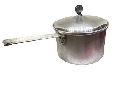 Vintage Mirro Masterbilt The Finest Aluminum 3 QT sauce pan pot  Made In USA