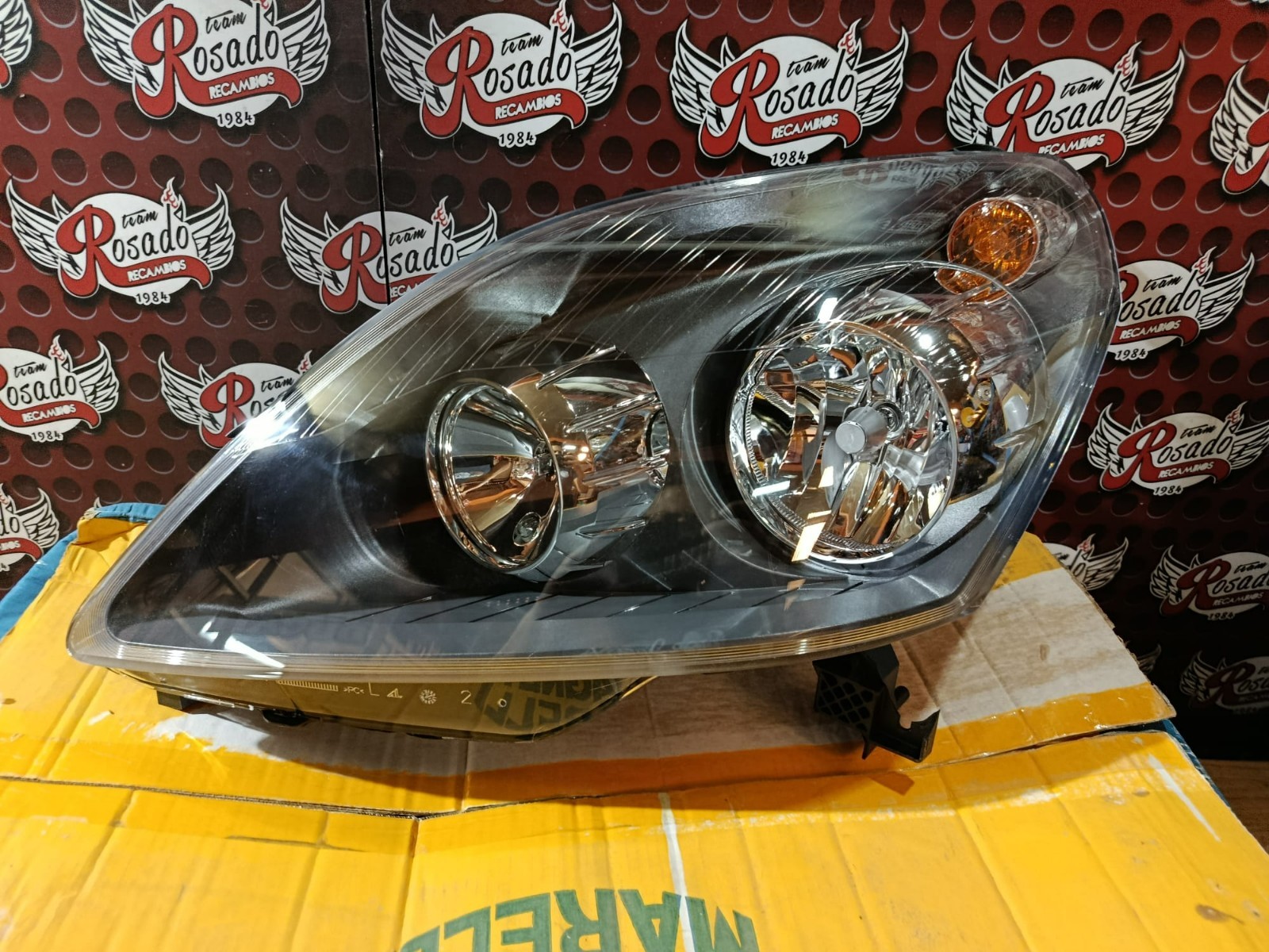 OPEL ZAFIRA  Faro izquierda H7/H1 710301214203 MAGNETI MARELLI