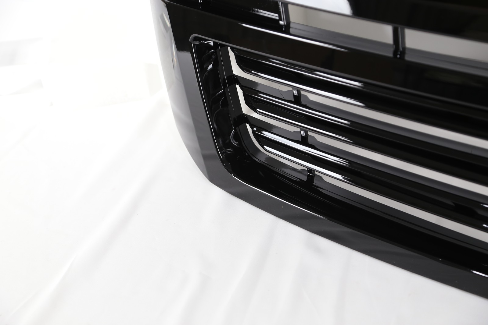 For Chevrolet Chevy Tahoe/Suburban LTZ 2015-2020 Front Upper Grille Glossy Black