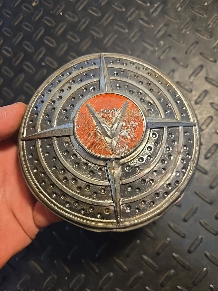 Cadillac Series 61 1941 vintage OEM cromo luz antiniebla cubierta placa de eliminación par GM Foto 3 de 4