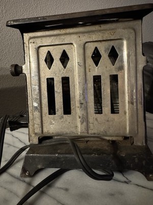 Vintage Toaster-two Slice-with Cord-heat Up Tested