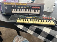 Electronic Keyboard 3020