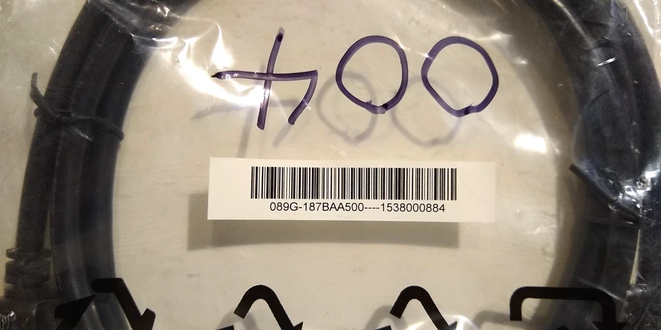 BizLink 6ft DP/M‑M 089G‑187BAA500 Cable – 1.8 m DisplayPort, Locking, Black - Image 2 of 2