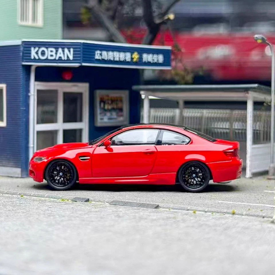Modelo fino escala 1/64 BMW M3 cupé E92 rojo diecast modelo coche juguete regalo Foto 3 de 4