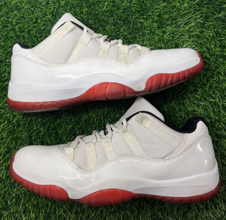 Air Jordan 11 XI Retro Low Cherry Bottom Size 10.5 Sneakers w/ Box