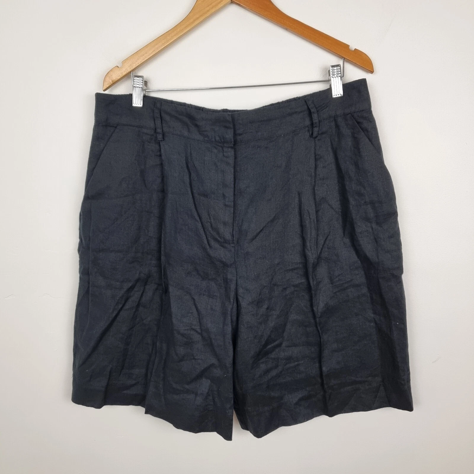 Sussan Linen Shorts Size 16 Black NWT