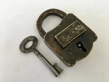 Lock Vintage Brass lock Trick Puzzle Decorative Shape Hidden Key Hole Sandoo