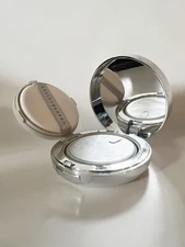 Chantecaile Future Skin Cushion Shade "Mahogany" .42oz NWOB 