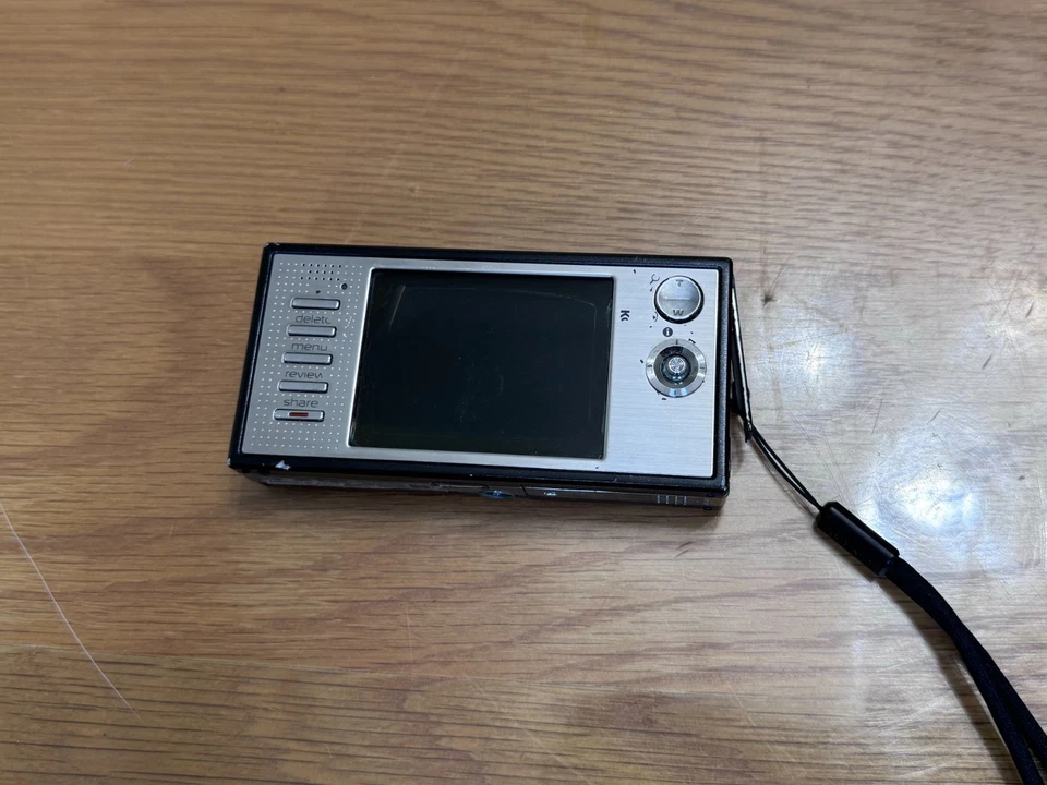 Kodak Digital Camera EasyShare V570 Dual Lens 5.0MP Black Tested - Image 4 of 4