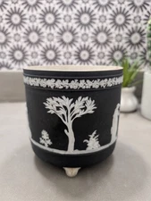 Antique Wedgwood Black Jasperware Planter/Jardiniere Footed 5" Pre-1891