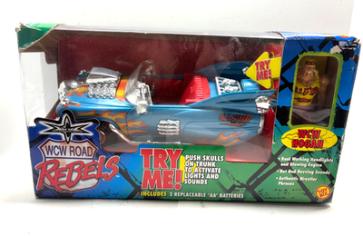 WCW Hulk Hogan Road Rebels Talking Car Toy Biz, Hollywood NWO/WWF