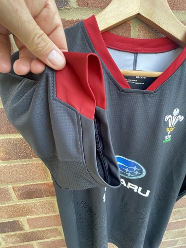 Maglia GALLES (CYMRU) 2017 Away CALON UNDER ARMOUR RUGBY WRU SUBARU Medium - Foto 5 di 7