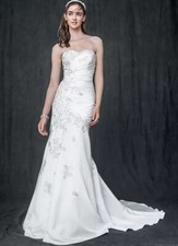 Women's Ivory Colored Wedding Dress