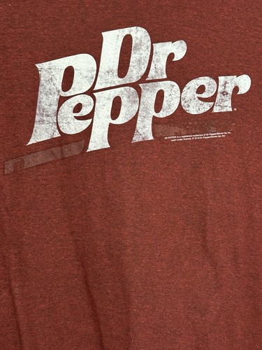 Neu mit Etikett schönes Unisex Dr. Pepper rötlich/rotbraun T-Shirt Größe 2XL KOSTENLOSER VERSAND - Bild 5 von 7