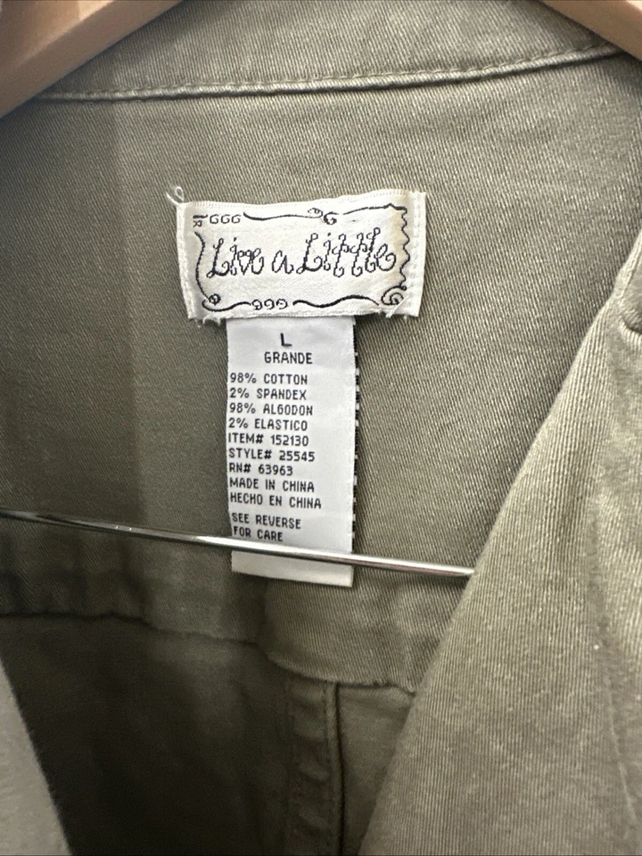 Chaqueta Militar Vintage Y2k Live a Little Flecos Marrón Frente a Presión Grande Algodón Foto 3 de 4