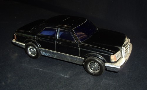 VINTAGE MERCEDES BENZ (W126) 500 SEL... COIN BANK CAR (ICHIKO) 10.5 INCH LONG. - Picture 3 of 12