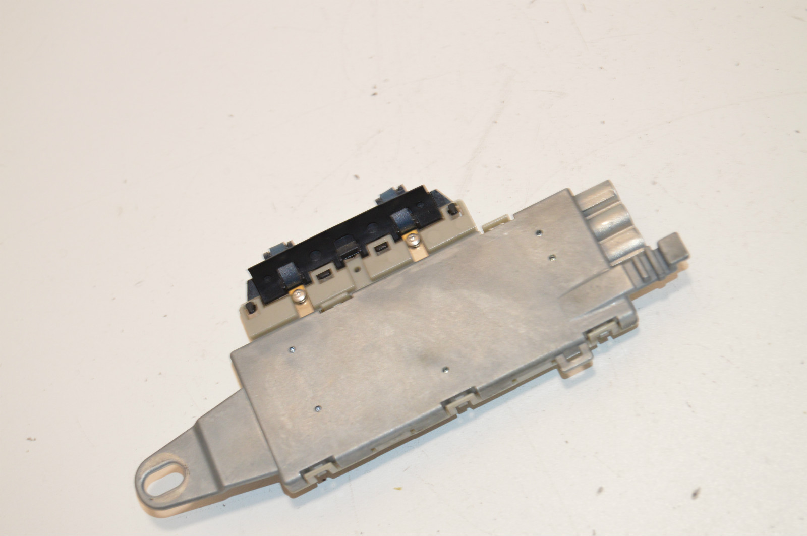 Mercedes Benz W211 E320 CDI Antenna Amplifier A2118203089 eBay