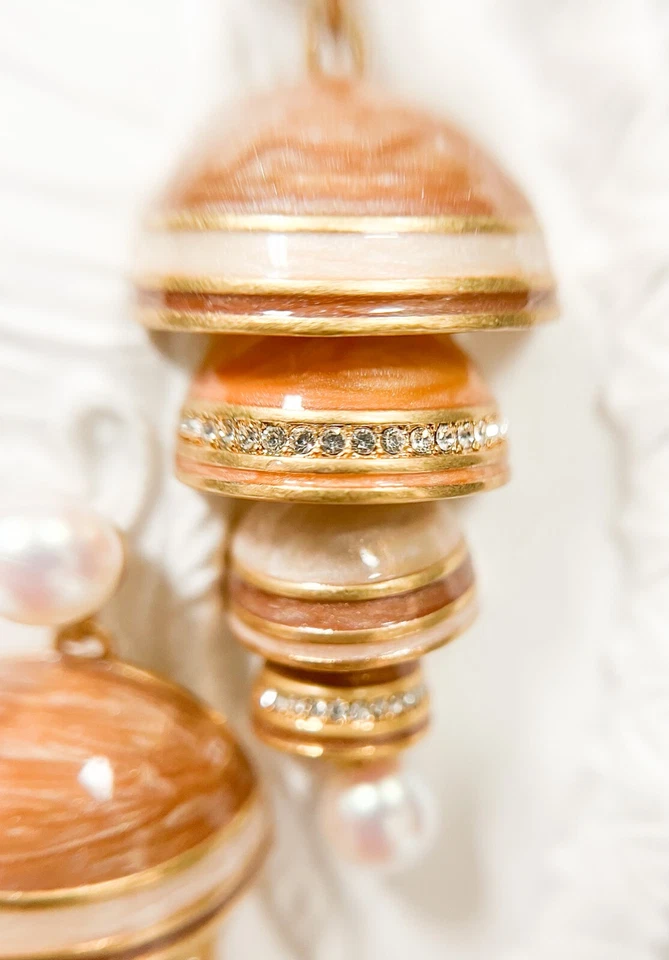 Pendientes concha con perlas de agua dulce, pendientes minimalistas, pendientes colgantes de perlas Foto 2 de 4