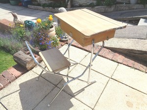 childrens fold away table