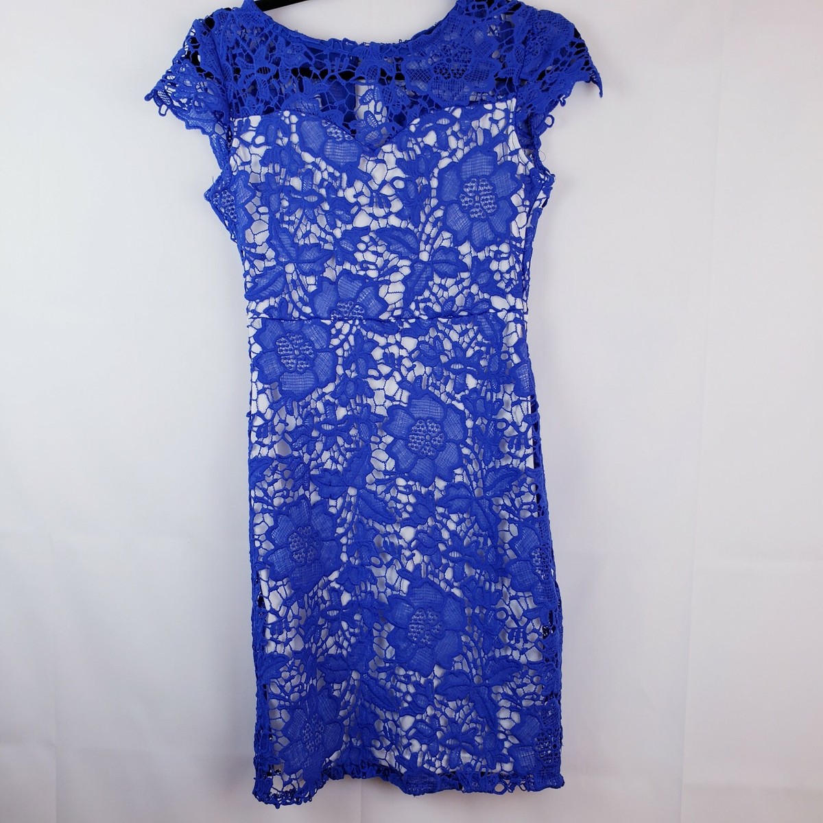 royal blue eyelet dress Womens Crouchet Lined Size Small Shift Crafted in beautifully detailed