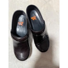 Dansko XP Black Patent Croc Embossed Clogs Slip On Shoes Size 38