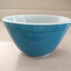 Vintage Pyrex Primary Color Blue 401 1 1/2 PT Mixing Bowl 1945 - 1949