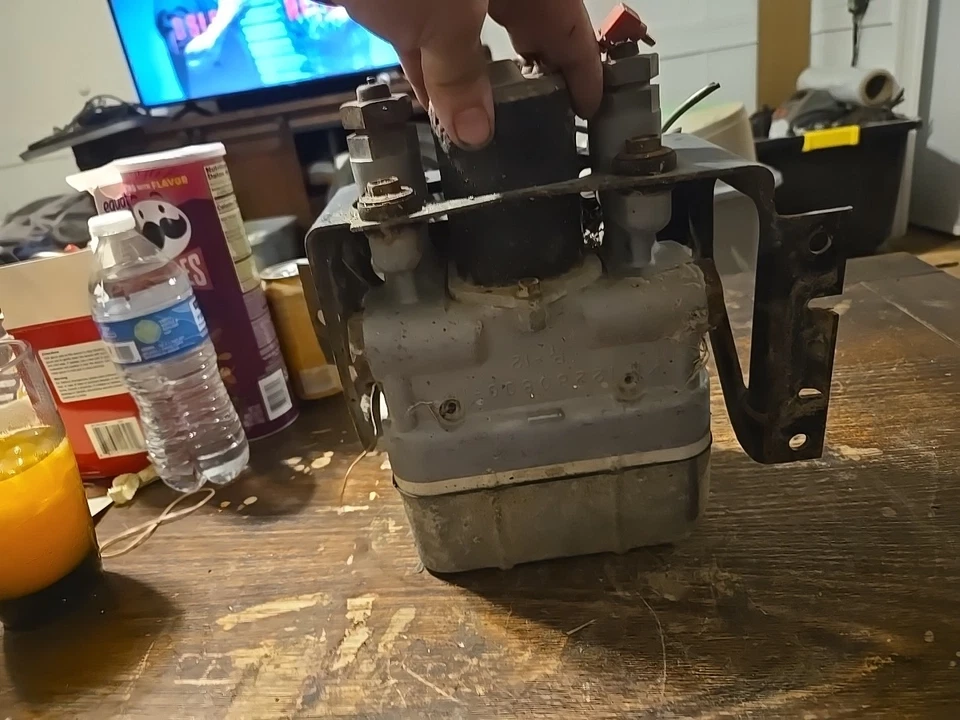 KH12280800W GMC Jimmy,Chevy Blazer 93-95 ABS 泵控制模块 原始设备制造商 5M4 618 — 第 4/4 张图片