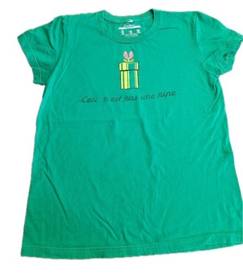 2007 Threadless This Is Not A Pipe Green Girly XL Tshirt By Genee  Cosden-West