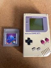 Nintendo Game Boy Grey Handheld System - Grey + tetris